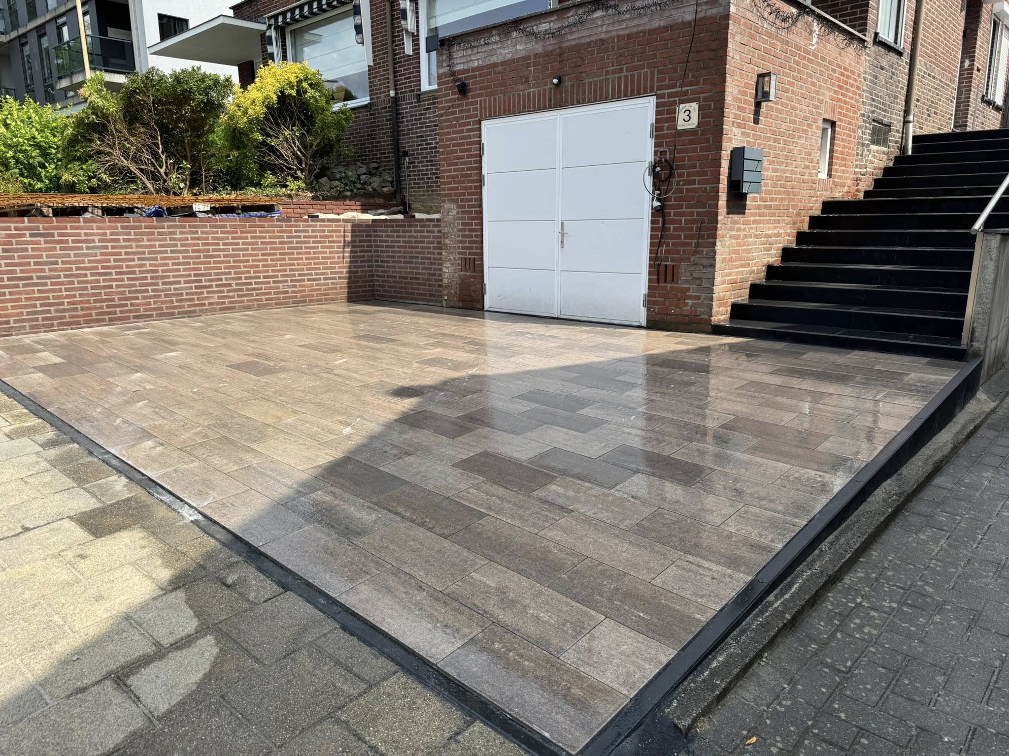Garage vloer renovatie met luxe stijl